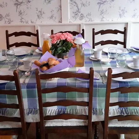 Bed and breakfast Fers A Cheval *